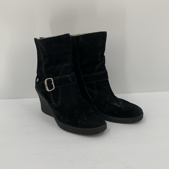 UGG Gissella black suede wedge ankle boots shoe shearling lined leather women 8 - Picture 2 of 7